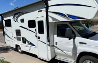 'Rosie' 2017 Gulf Stream RV Conquest Class C 6238