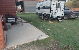 19'! Light! Comfy! Sgl. or Small Family! Delivery!