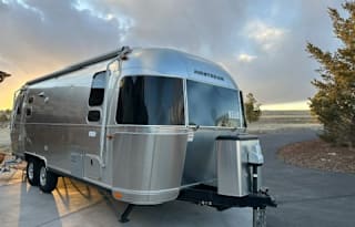 2020 Airstream RV Flying Cloud 25FB, Star Trailer