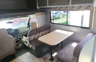 2016 Coachmen Freelander 29KS