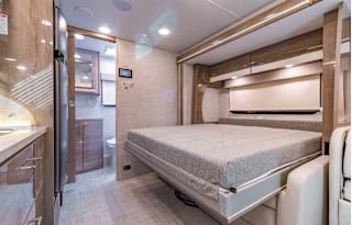2021 Class C, sleep 6,Mercedes!Solar,AC,Slide&heat