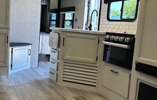 2022 Jayco Jay Feather 27BHB