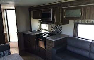 Disaster Response  Coachmen Apex | Coachman |
