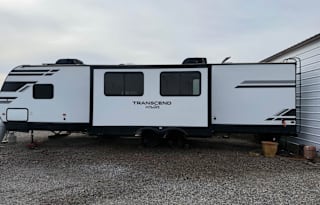 2022 Grand Design Transcend Xplor 2 Bathroom BH