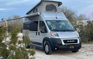 2022 Motor coach THOR 12J