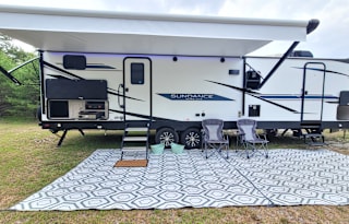 *DELIVERY ONLY* 2022 Heartland Sundance Ultra Lite