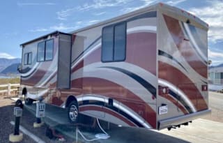2015 Winnebago Sunstar 31KB