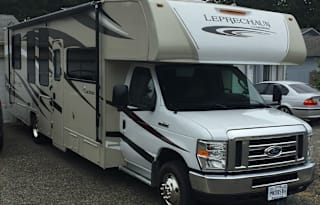 Beautiful 2018 Class C- Family / Pet Friendly!