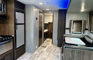 2018 CrossRoads RV Zinger ZR290KB