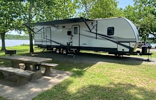 2021 Crossroads Cruiser Aire 33bhb