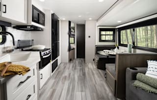 2025 Jayco Jay Flight Sleeps 8 Comfortably