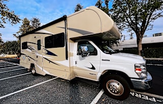 2020 Winnebago Spirit 25B
