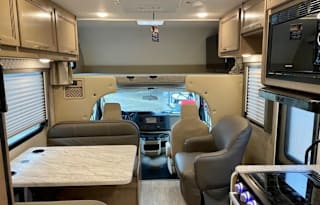 2022 Thor Coleman,Very Clean, Stocked,Pet friendly
