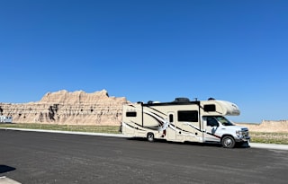 2018 Thor Motor Coach Four Winds 31W