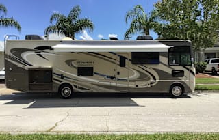 2018 Thor Motor Coach Windsport 34J