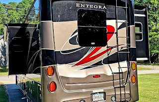 2021 Entegra Coach Vision XL 34B