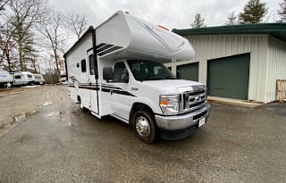 2022 Coachmen RV Freelander 22XG 32767