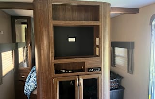 2017 Dutchmen RV Coleman Lantern LT Series 15BH