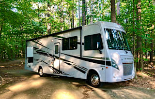 2020 Winnebago Intent 31P