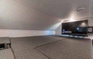 2022 "The Explorer" Bunkhouse 9