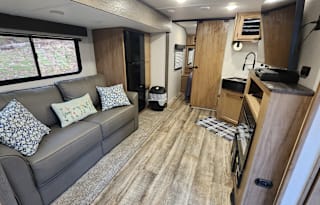 Perfect couples camper