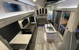 2022 Sandpiper Luxury 388BHRD