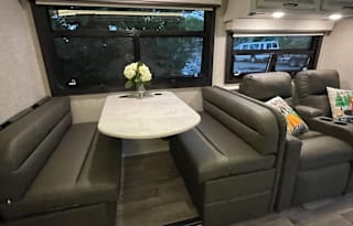 Meet Rosanna - The Cozy Family Friendly Entegra 34