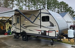 2020 Dutchmen RV Coleman Light LX 1605FB