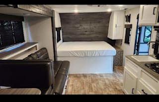 Keystone RV Hideout