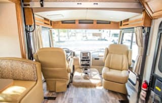 2017 Winnebago Sunstar LX 27N