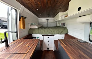 Off-Grid Luxury - 2022 RAM ProMaster