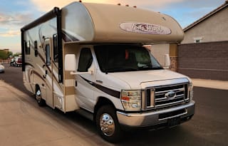 2017 Thor Motor Coach Four Winds 23U