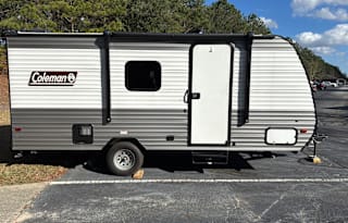 Your cozy getaway trailer!