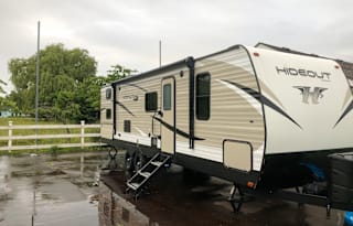2019 Keystone RV Hideout 27DBSWE