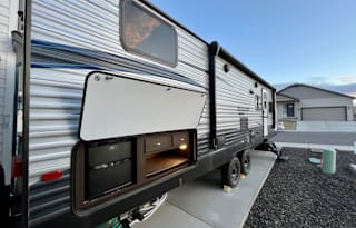 The Tovar's Kid Friendly Bunkhouse with Privacy