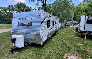 The Hottmess Express KZ Sportsmen S272BH