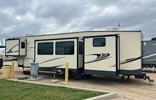 2021 Forest River RV Wildwood Heritage Glen 356QB