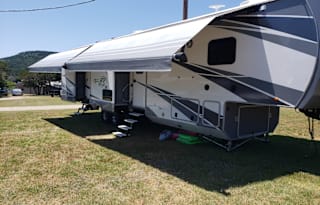 2019 Highland Ridge Open Range 3X427BHS
