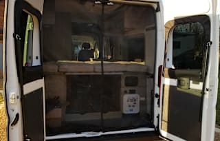 2021 Winnebago Solis 59PX w/pop-up tent & murphy bed