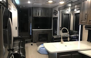 2019 Heartland 4005 Cyclone HD