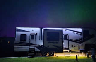 2024 GD Momentum 320G Bunkhouse/toyhauler patio!
