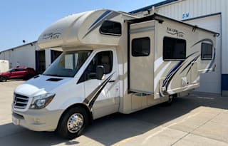 2018 Thor Motor Coach Freedom elite Mercedes