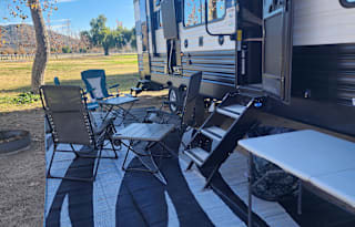 Delivery and Set-Up!LOADED 2023 Cherokee Bunkhouse