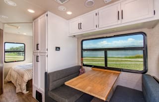 ***JUST RENOVATED RV ***  A Campers Dream!!!