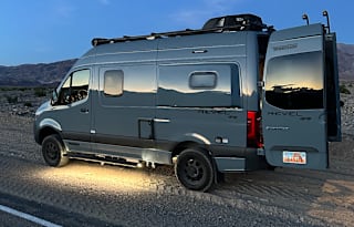 2024 Mercedes Winnebago Revel 4X4