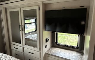 Home on Wheels!!  Delivery & Setup Available!!