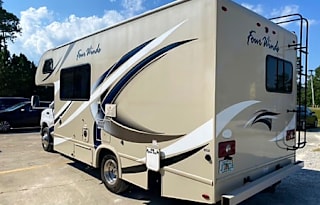 D6 - 2018 Thor Motor Coach Four Winds 22E