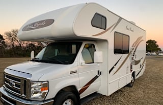 Disinfected! 2019 Thor Motor Coach Four Winds 23U