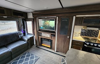 2020 Forest River RV Cherokee Alpha Wolf 26RL-L