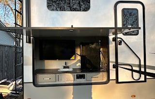 2022 Keystone RV Avalanche 378BH